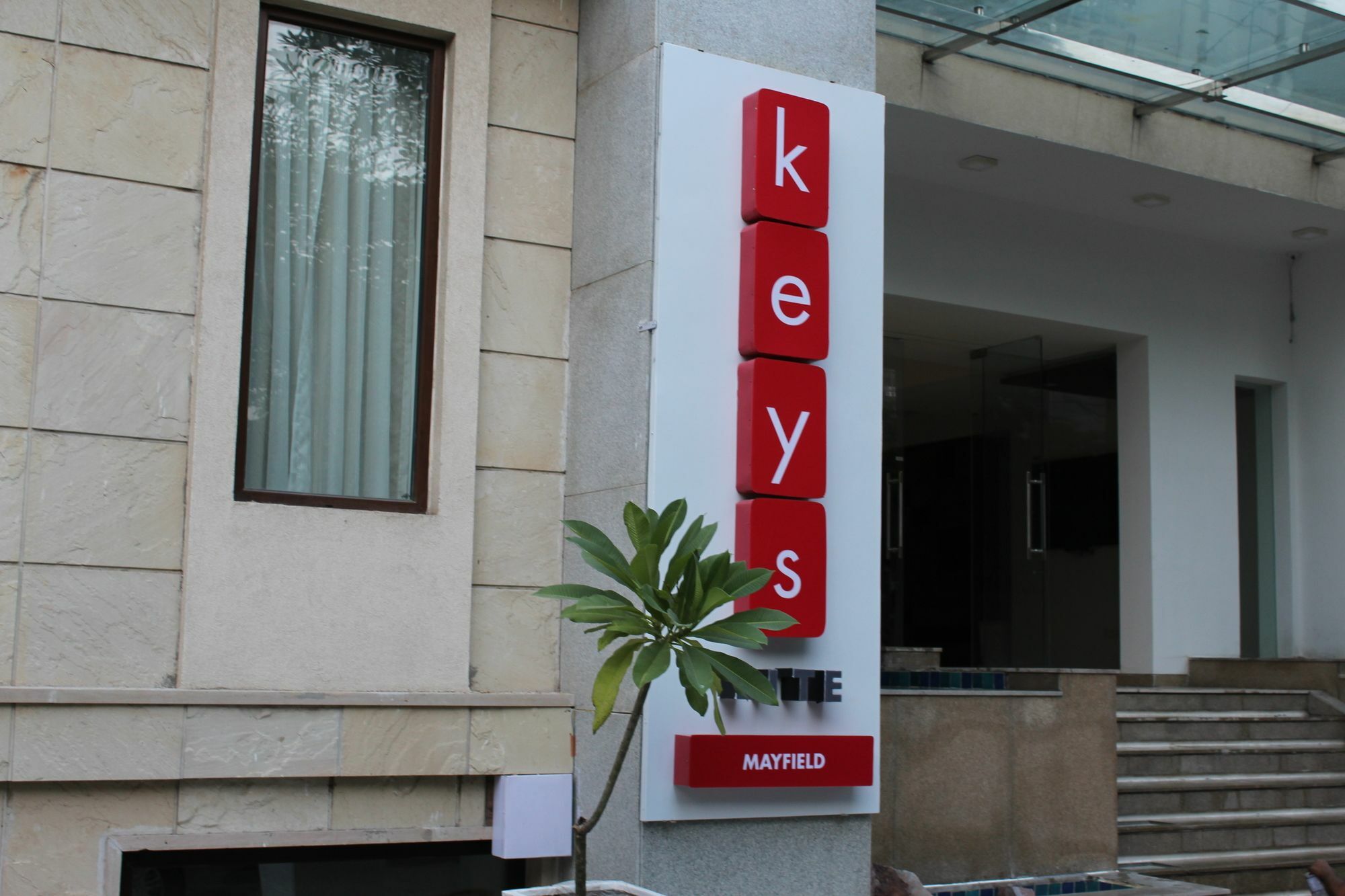 Keys Lite By Lemon Tree Hotels, Mayfield, Гургаон Экстерьер фото